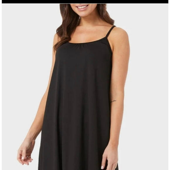 32 Degrees Dresses & Skirts - 32 Degrees Cool Flowy Shelf Bra Dress. SZ XL. NWT